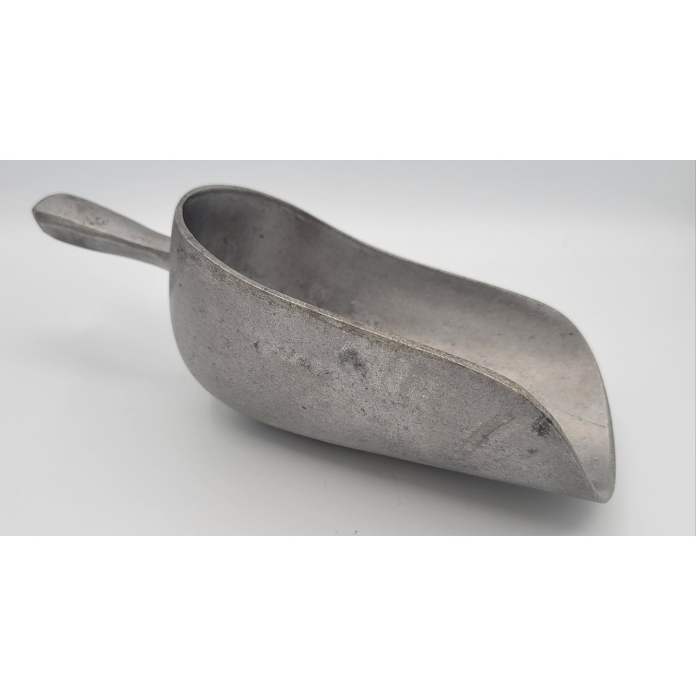 Wagner Ware No. 1 Cast Aluminum Scoop 11” x 4” Large Vintage USA Grandma Farm